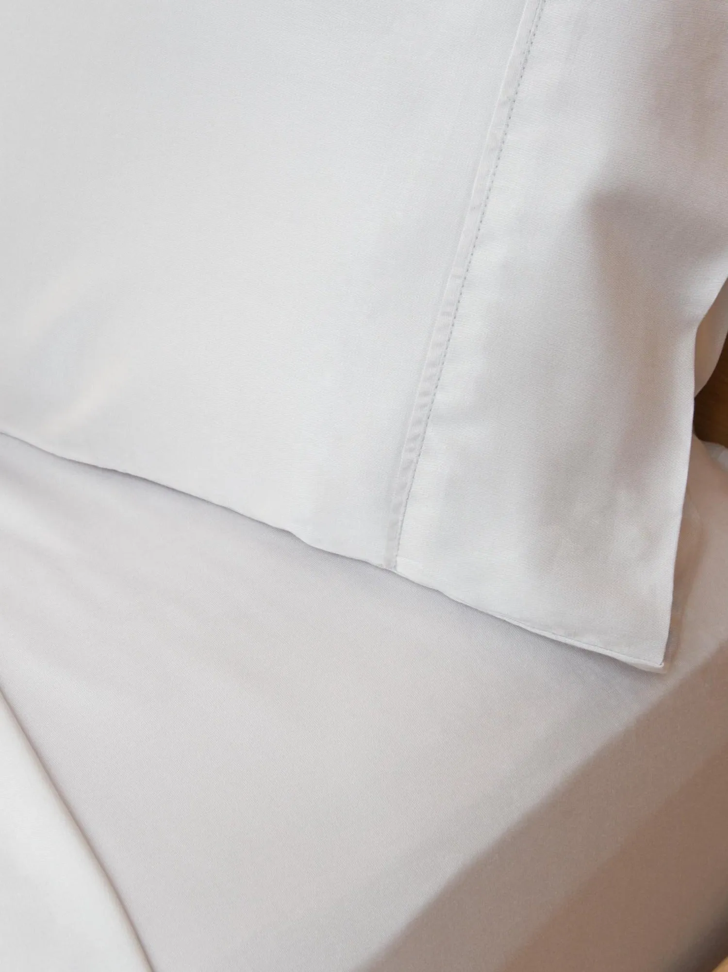 Bamboo Fitted Sheet (King) - White