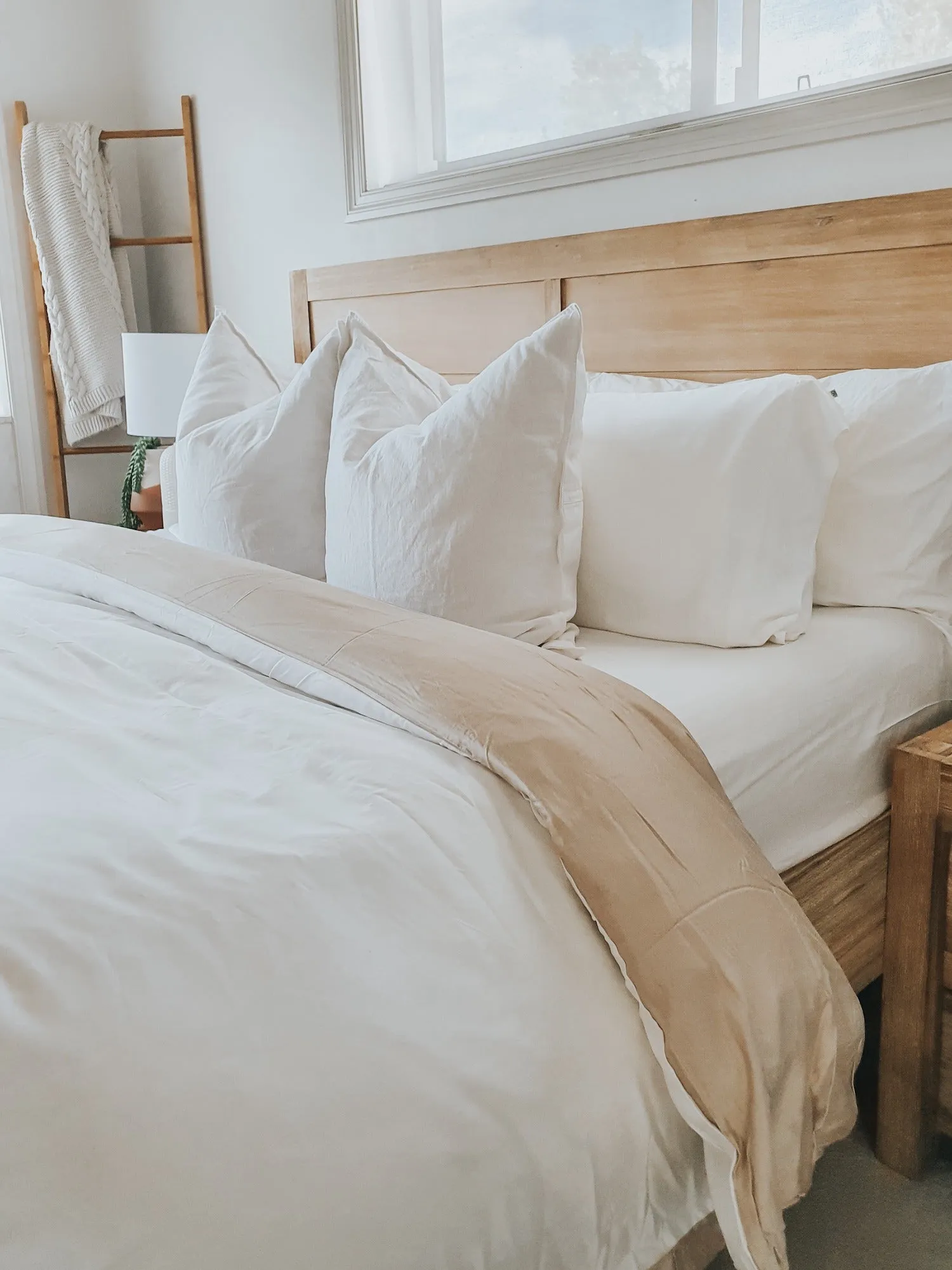 Bamboo Fitted Sheet (King) - White