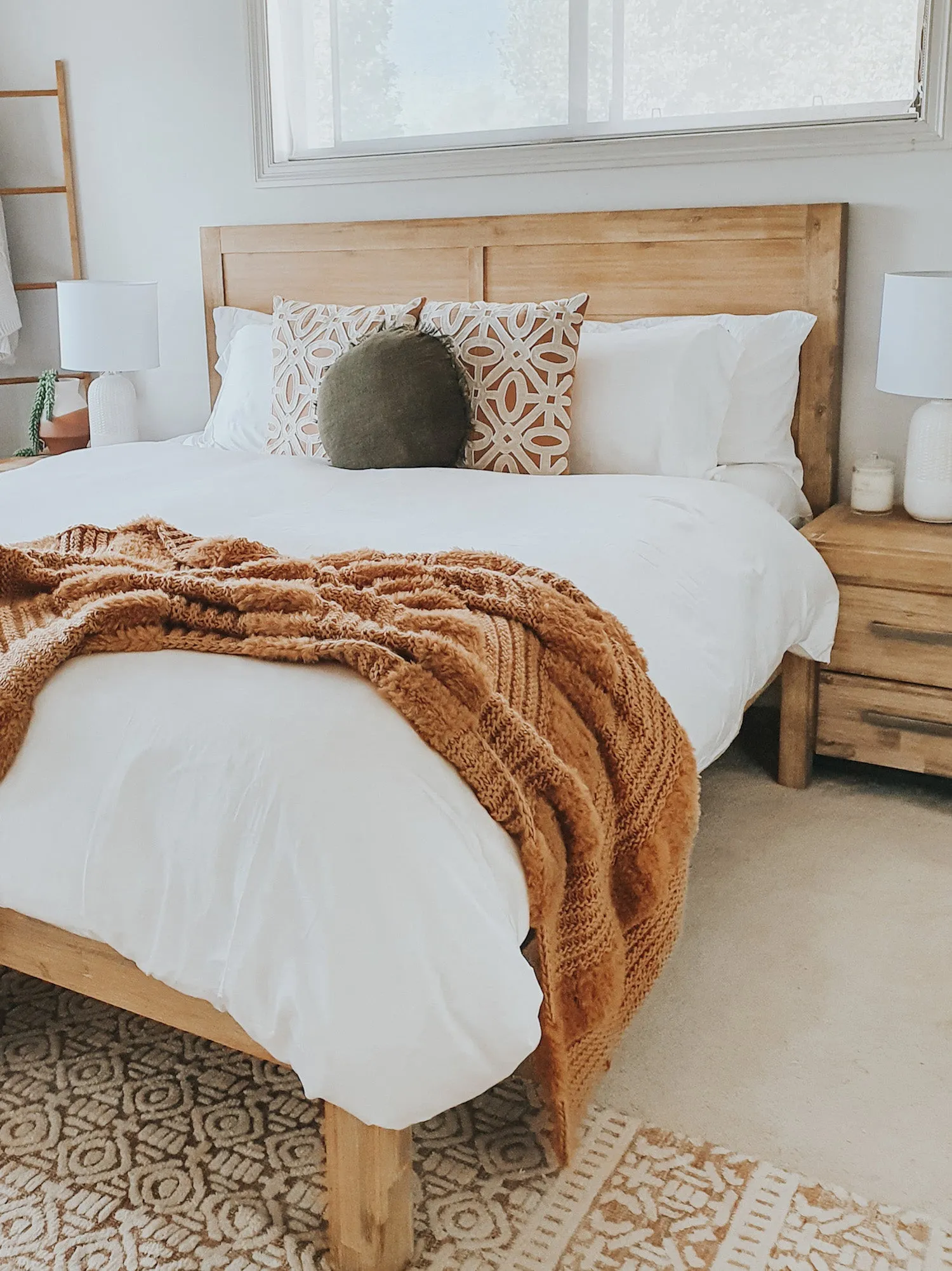 Bamboo Fitted Sheet (King) - White