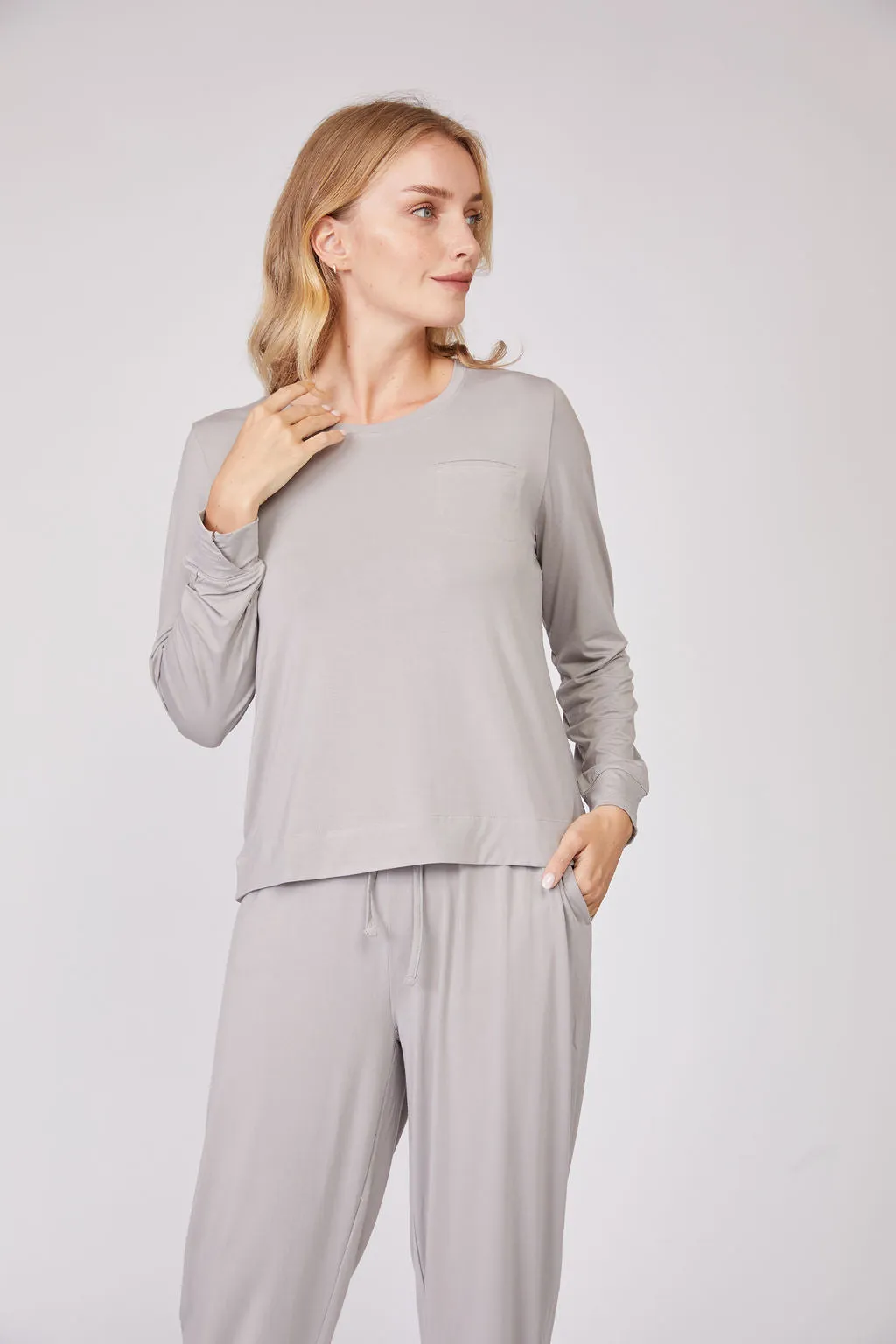 Bamboo Pleated Back Long Sleeve Shirt