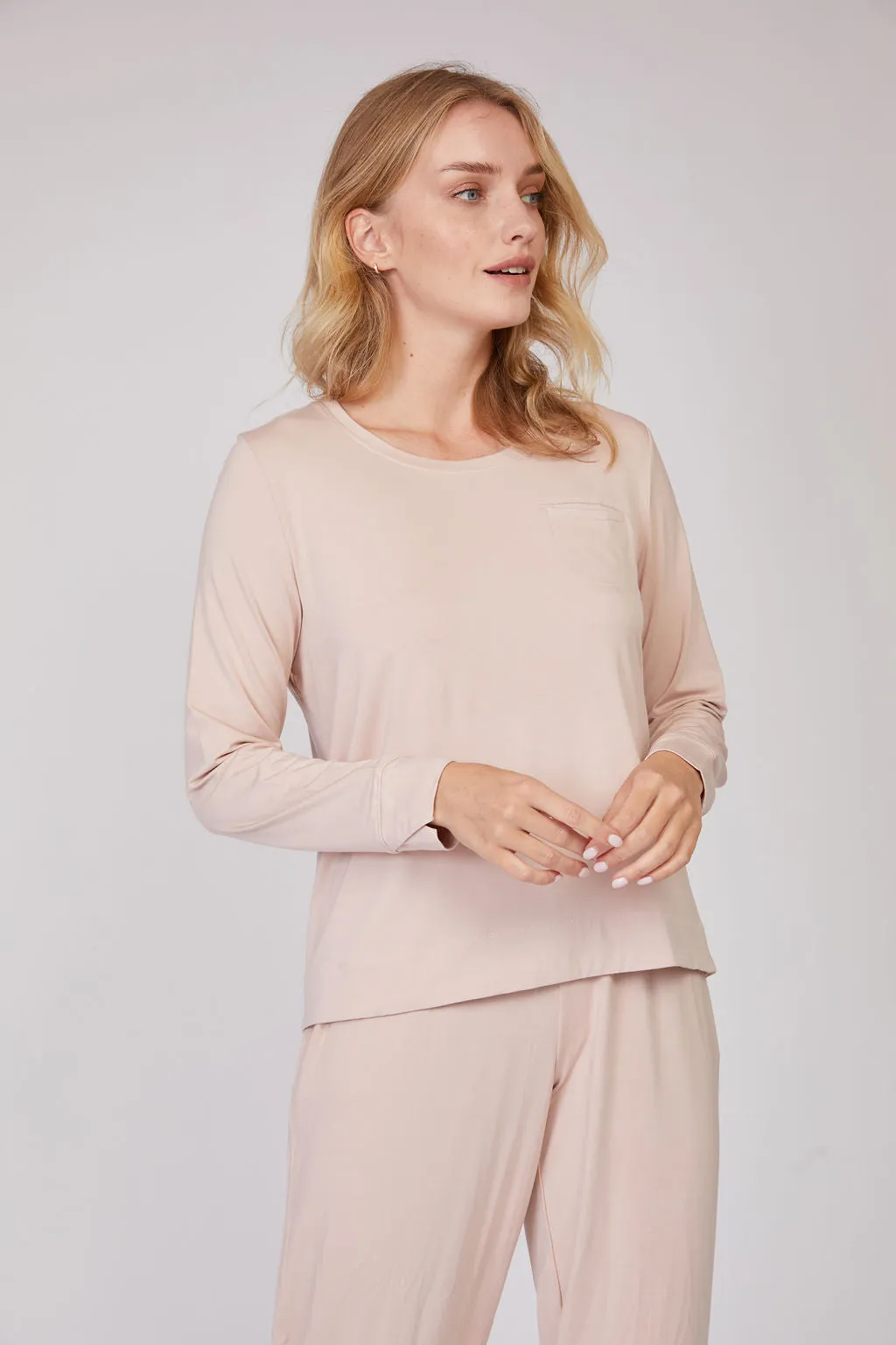 Bamboo Pleated Back Long Sleeve Shirt
