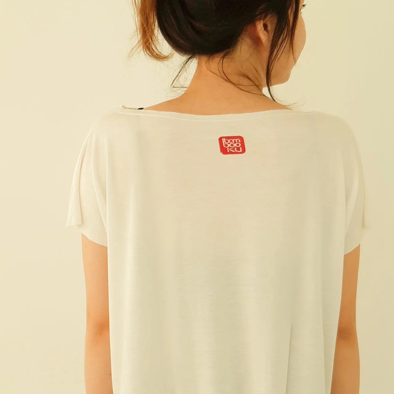 Bamboo T shirt Kotak / White