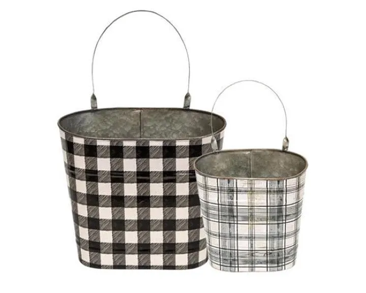 Black buffalo check wall pocket buckets