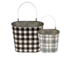 Black buffalo check wall pocket buckets