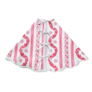 Boxwood Rose Scalloped Tree Skirt