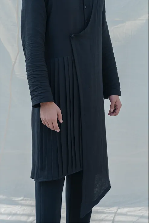 Cotton X Linen Black Overlap & Pleated Kurta