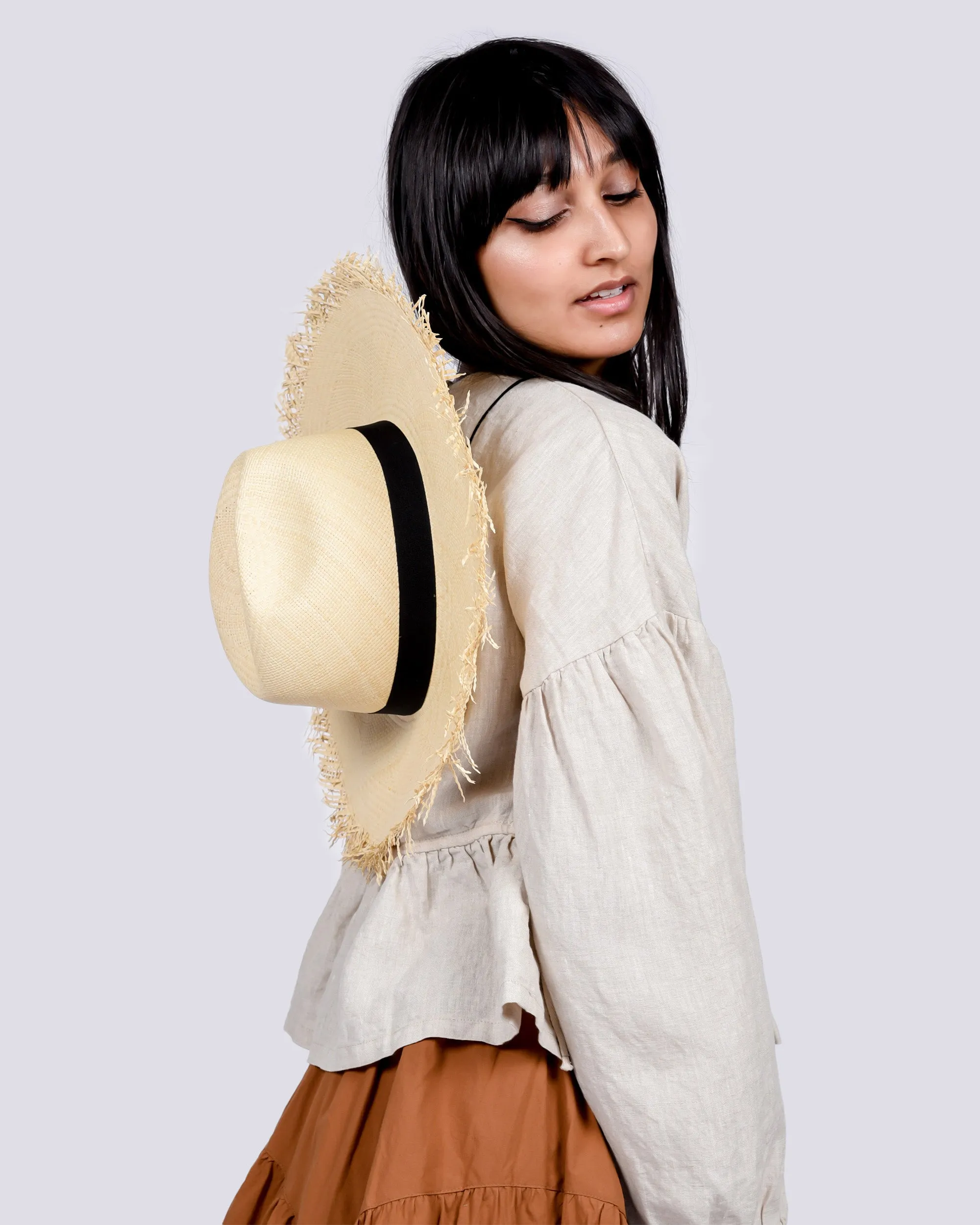 Dallo linen top in oatmeal