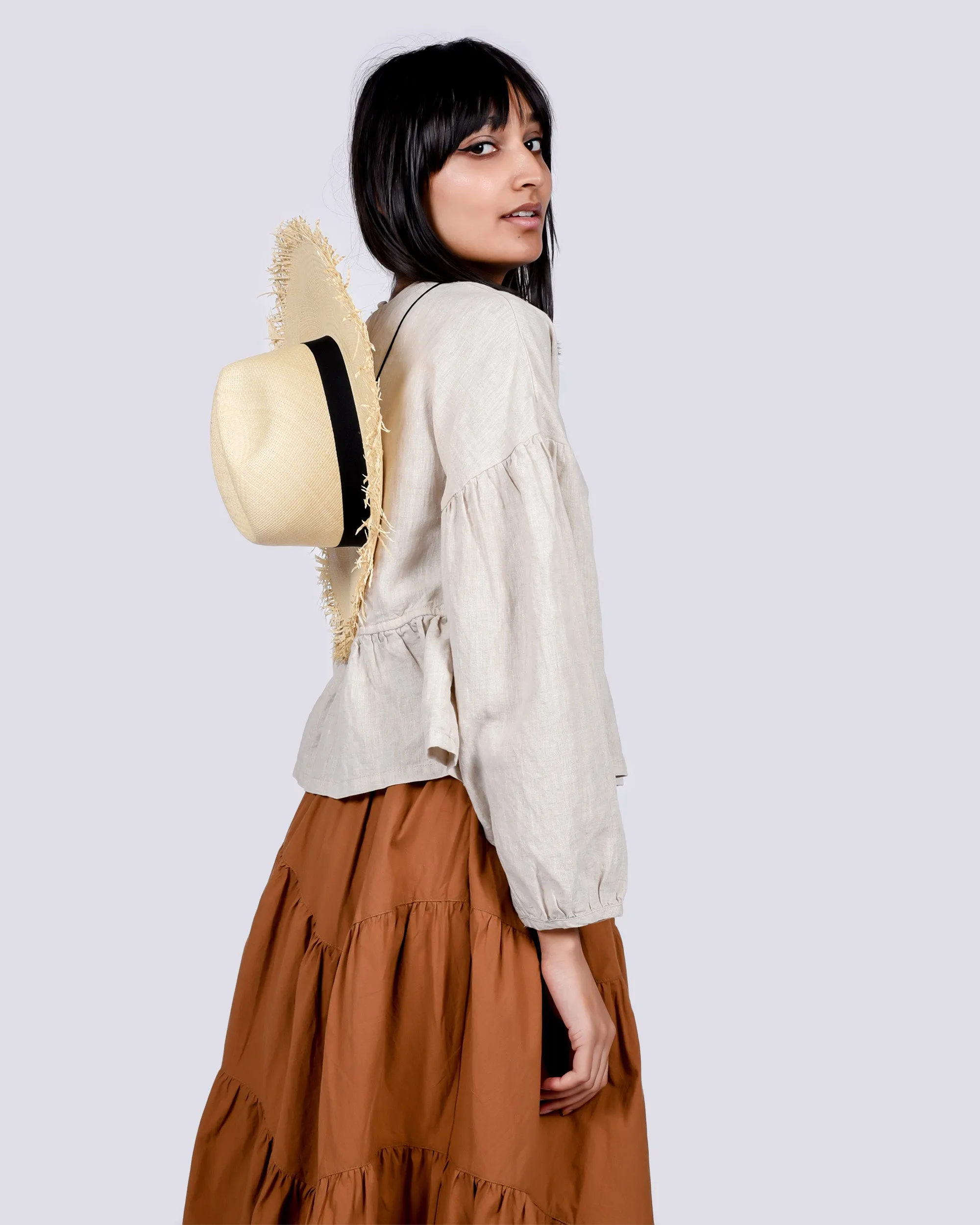Dallo linen top in oatmeal