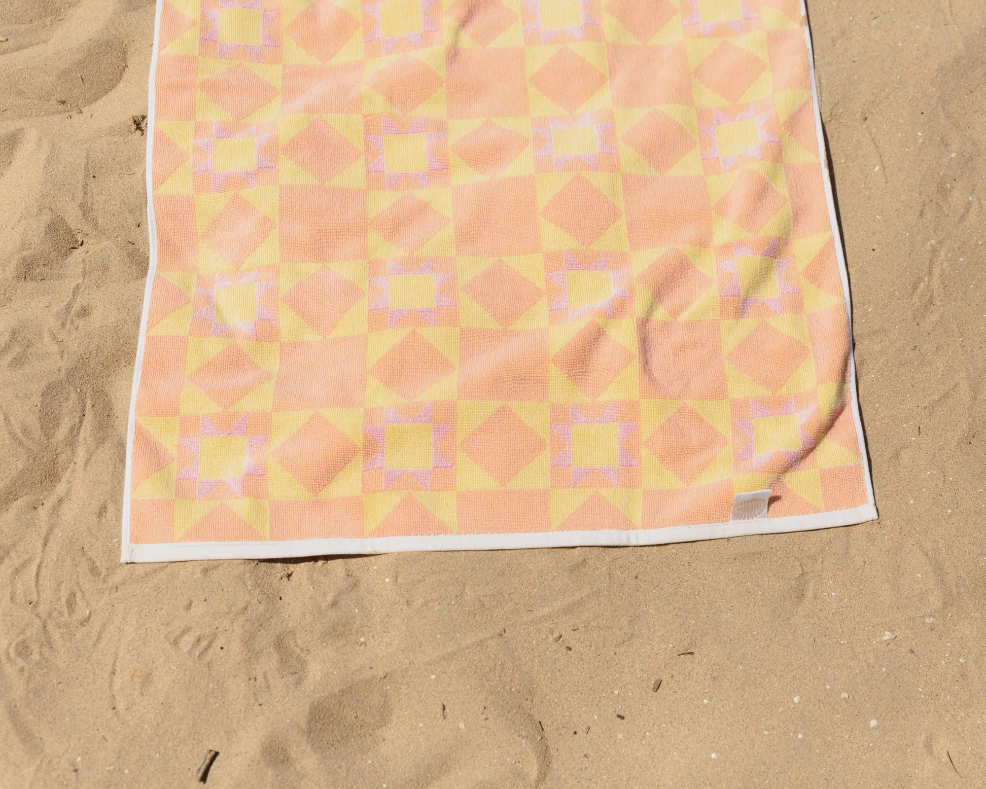 Daydream Quilt Towel #12