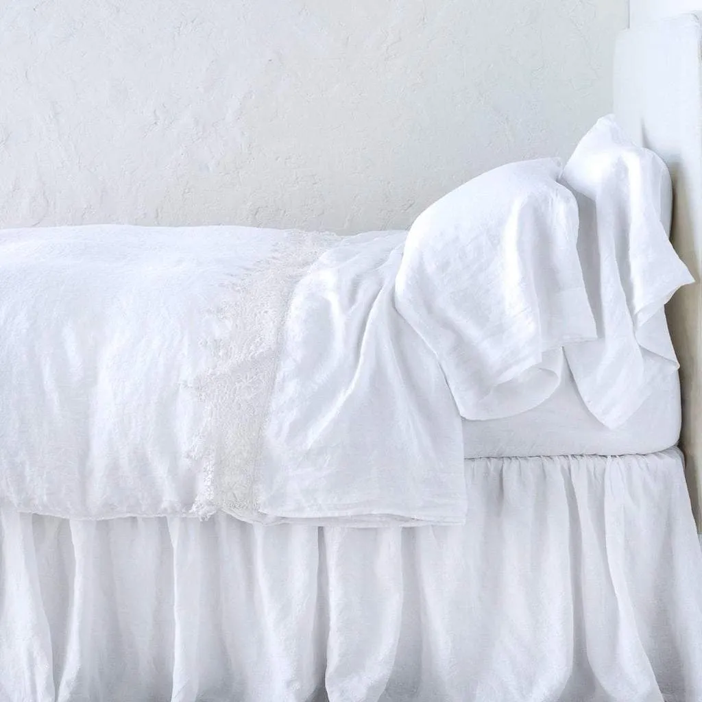 Frida Flat Sheet - White - Queen