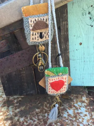 Guatemalan Woven Wool & Hand Embroidered Keyring/Lanyard