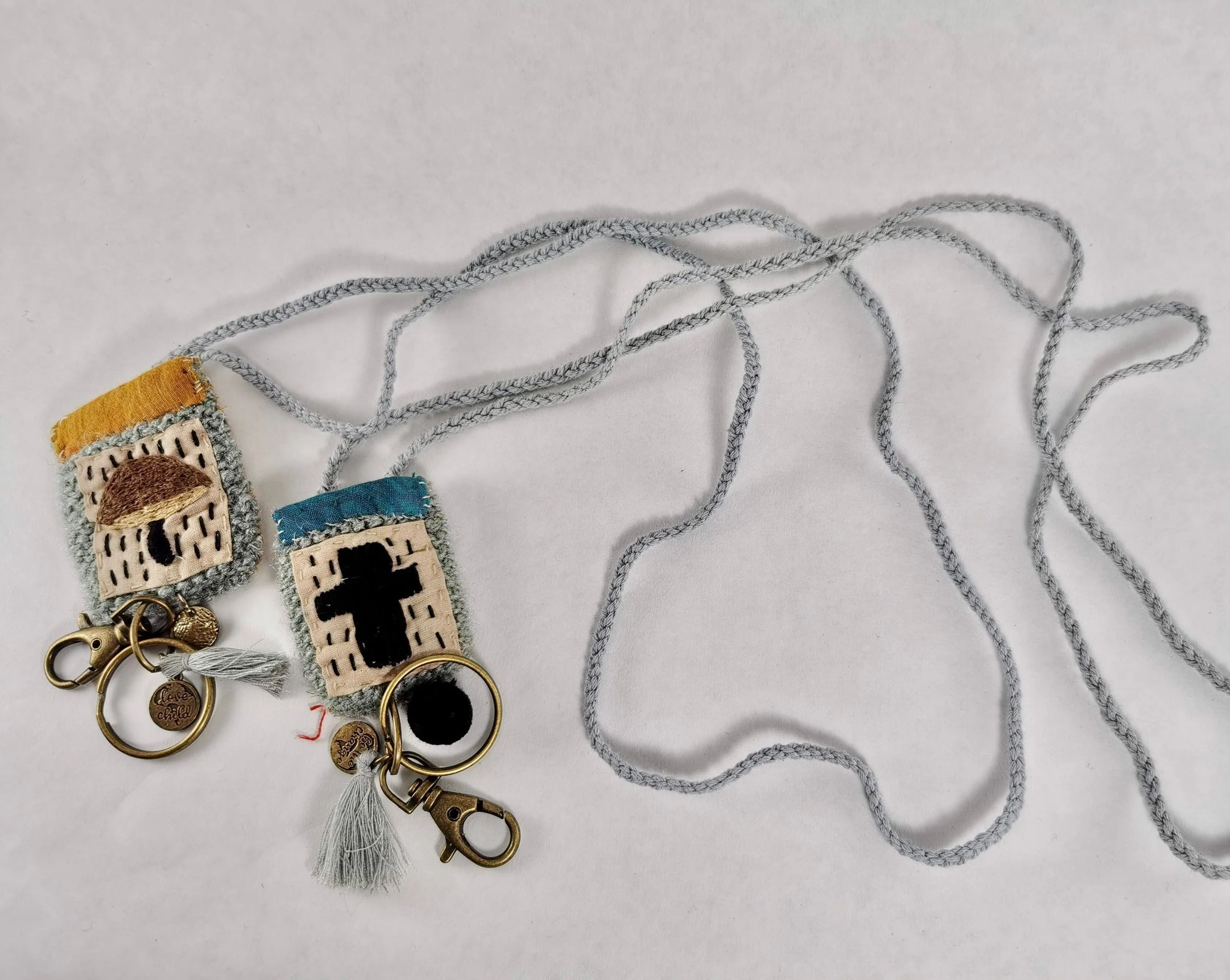 Guatemalan Woven Wool & Hand Embroidered Keyring/Lanyard