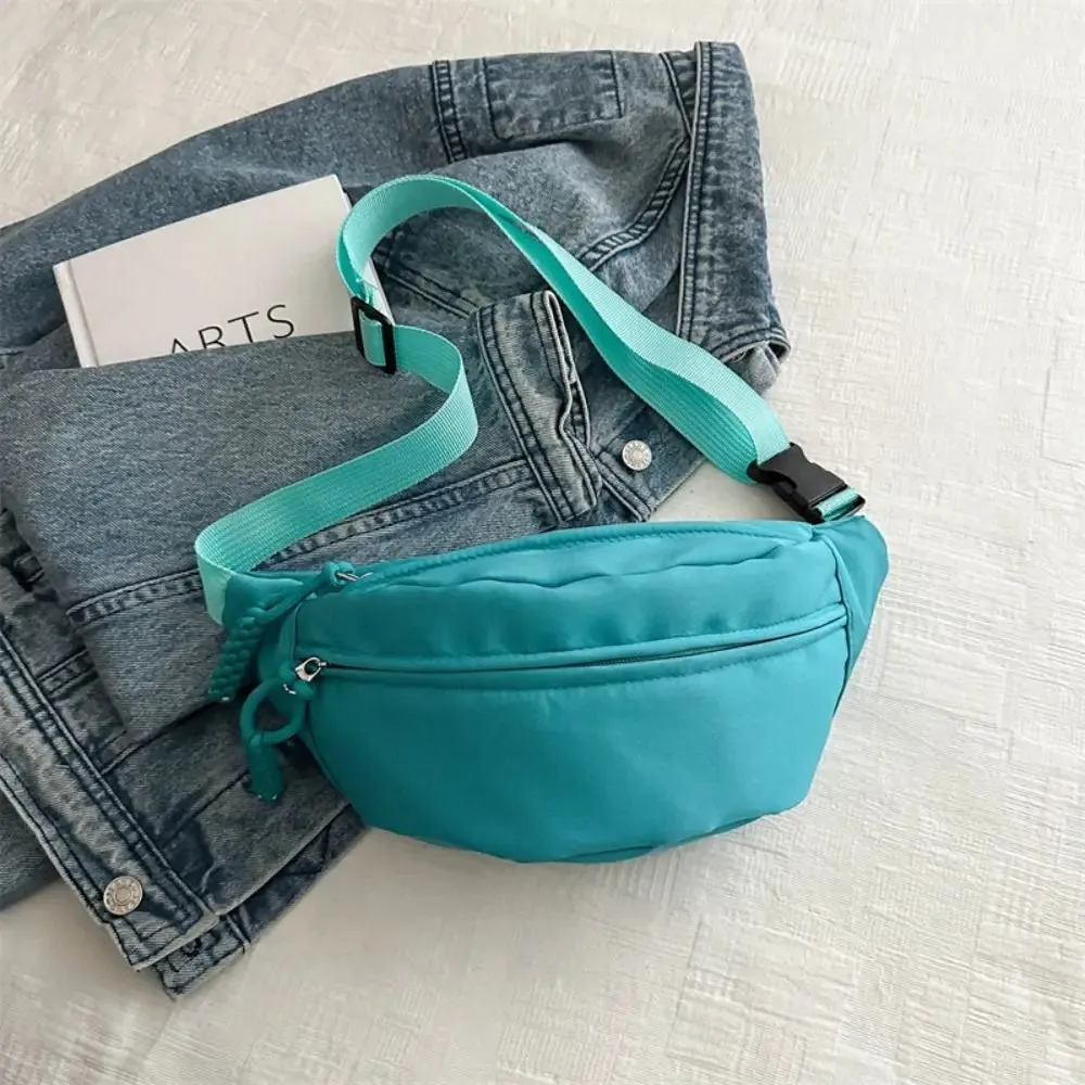 Half Moon Women's Chest Bag New Oxford Cloth Large Capacity Crossbody Bag Multifunctional Waterproof Waist Bags Travel