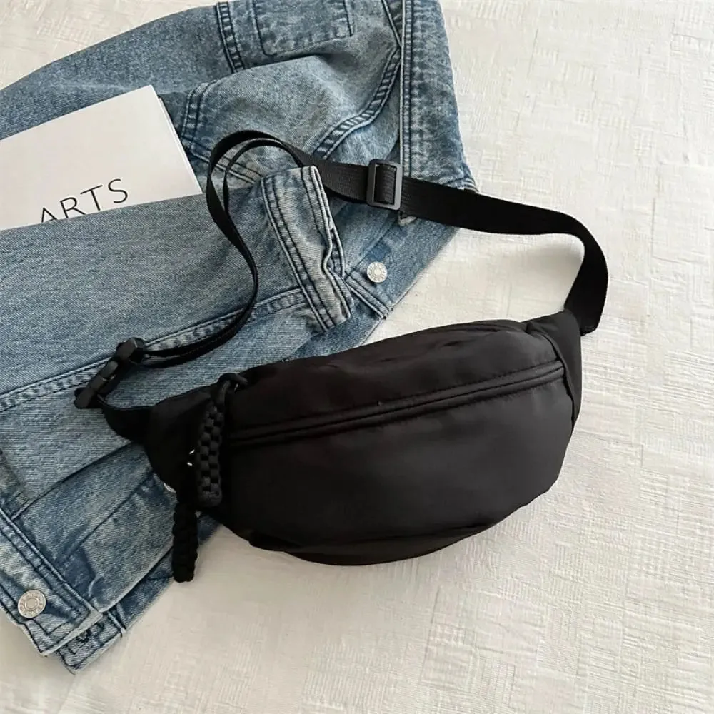 Half Moon Women's Chest Bag New Oxford Cloth Large Capacity Crossbody Bag Multifunctional Waterproof Waist Bags Travel