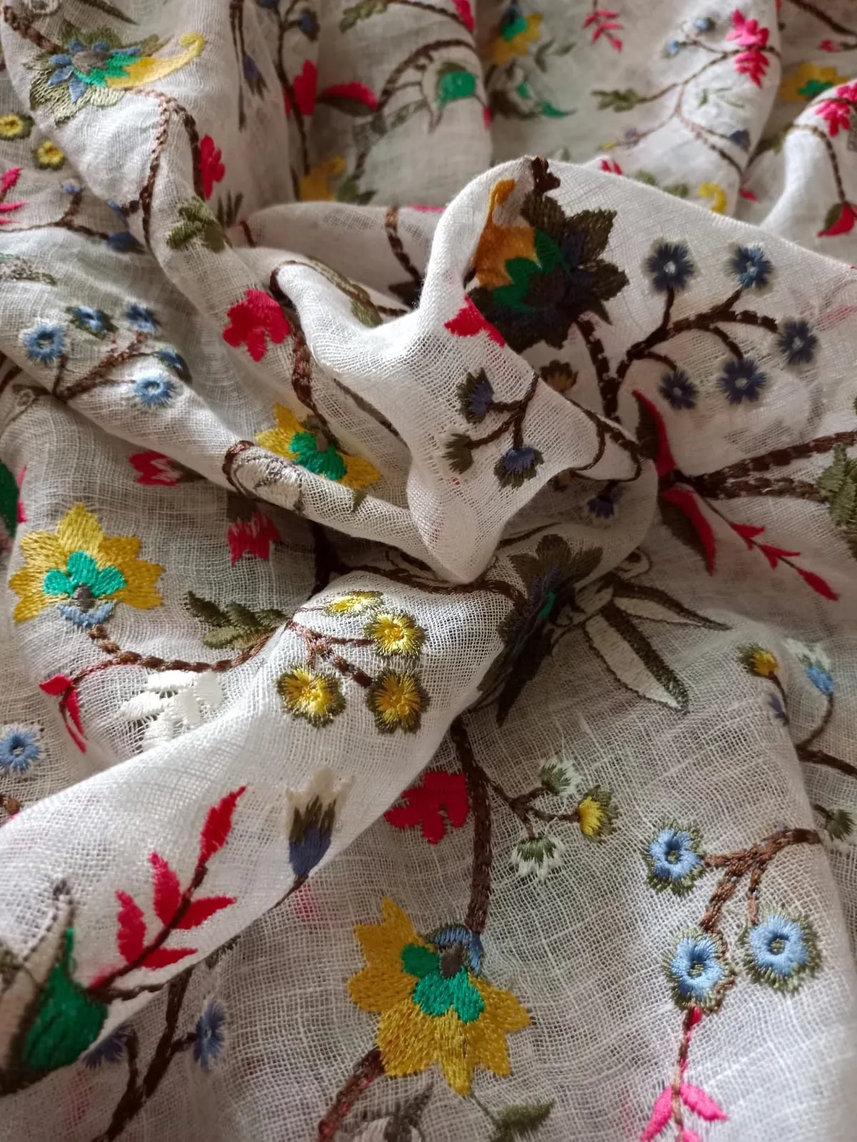Handwoven Pure Linen Full Jaal Machine Embroidered Fabric