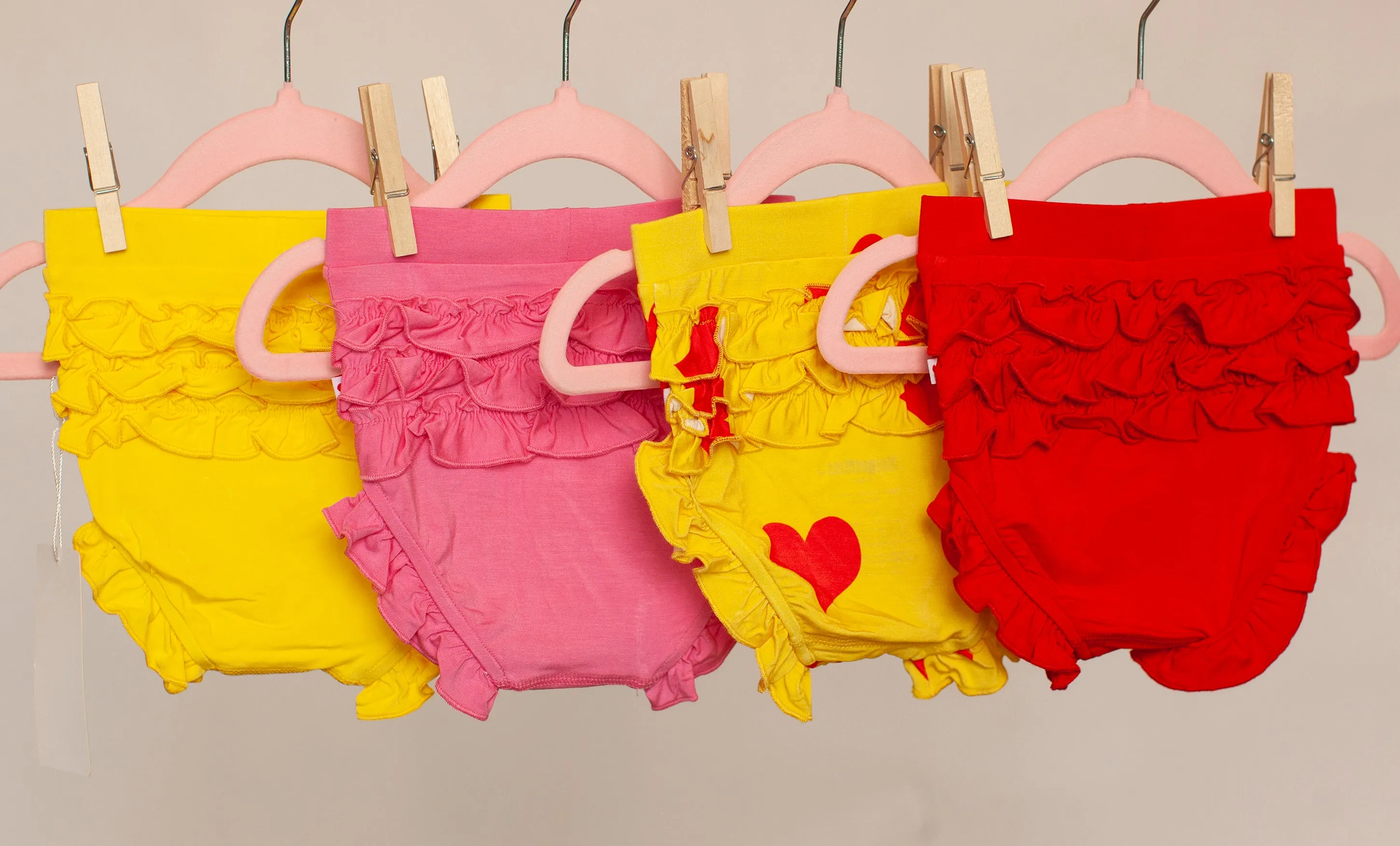Heart Ruffle Bummies