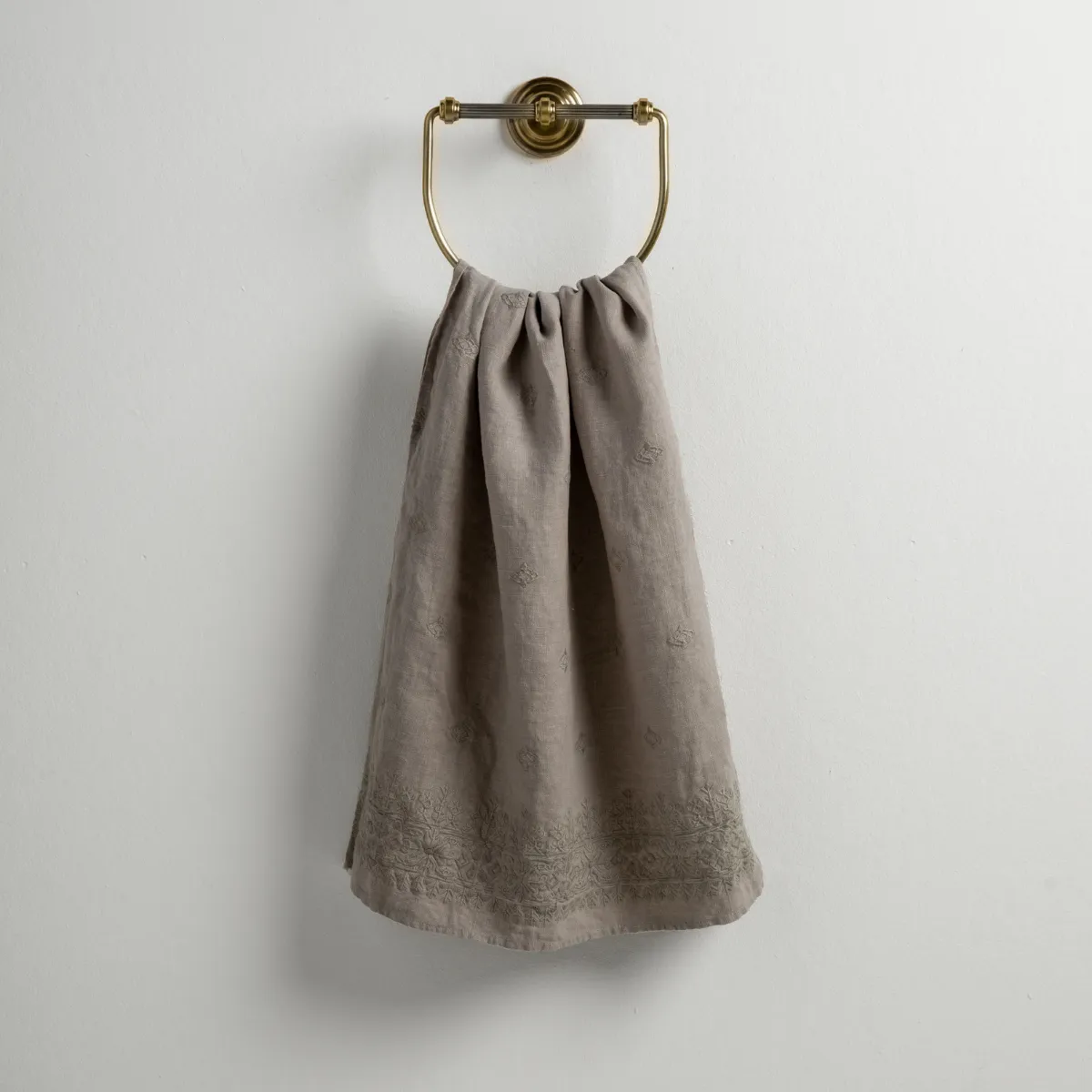Ines Guest Towel