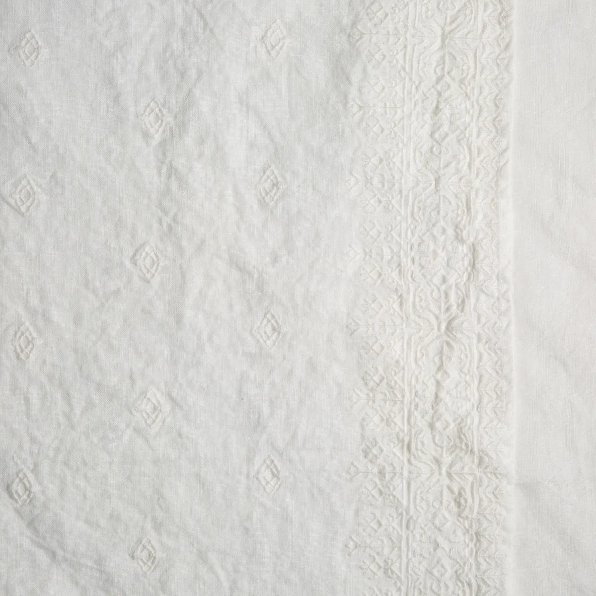 Ines Yardage with Vertical Bands