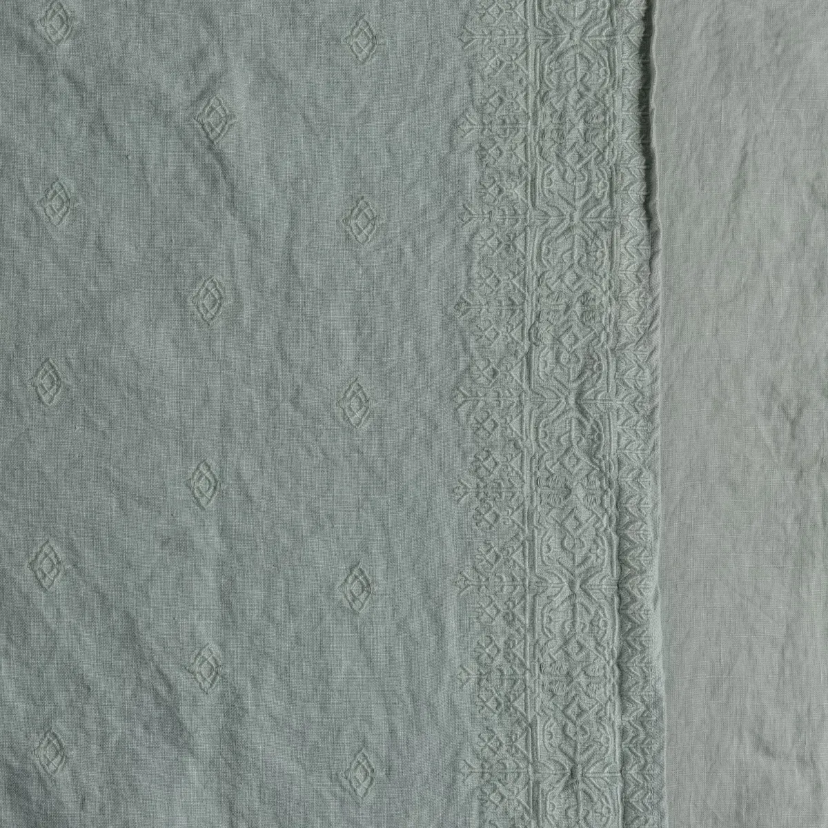 Ines Yardage with Vertical Bands