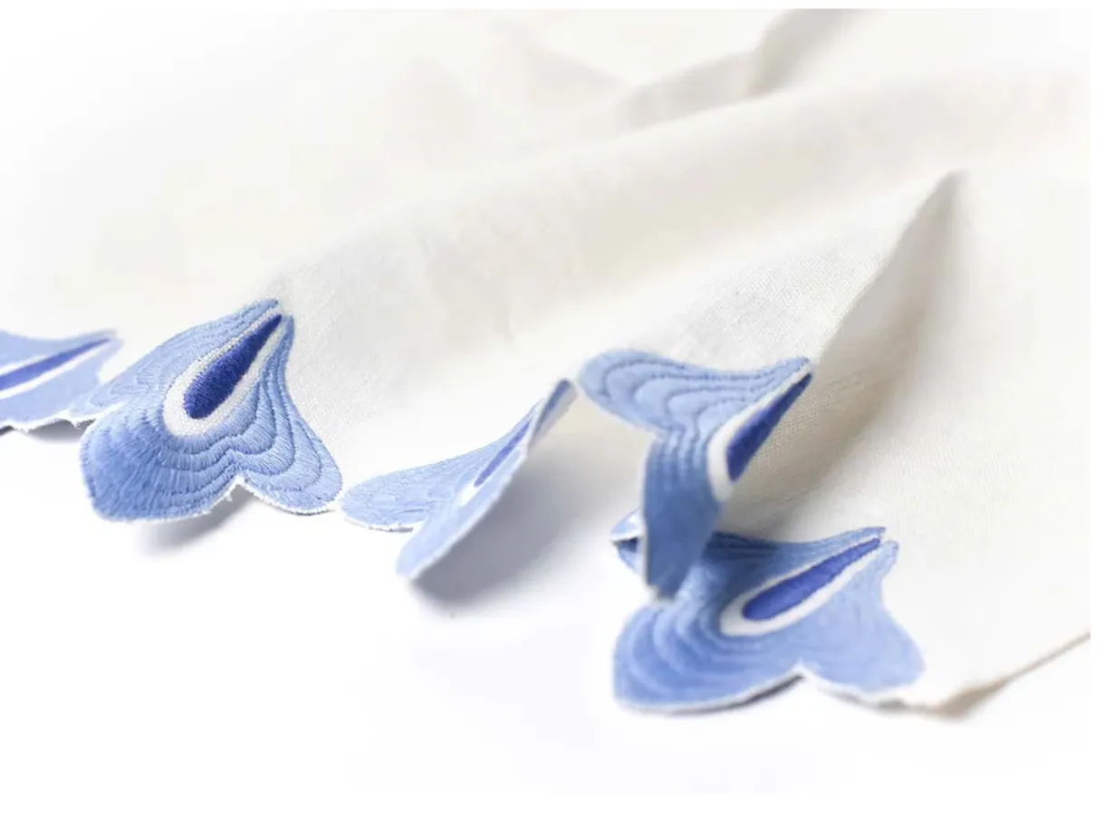 IRIS BLUE SPROUT TRIM HAND TOWEL