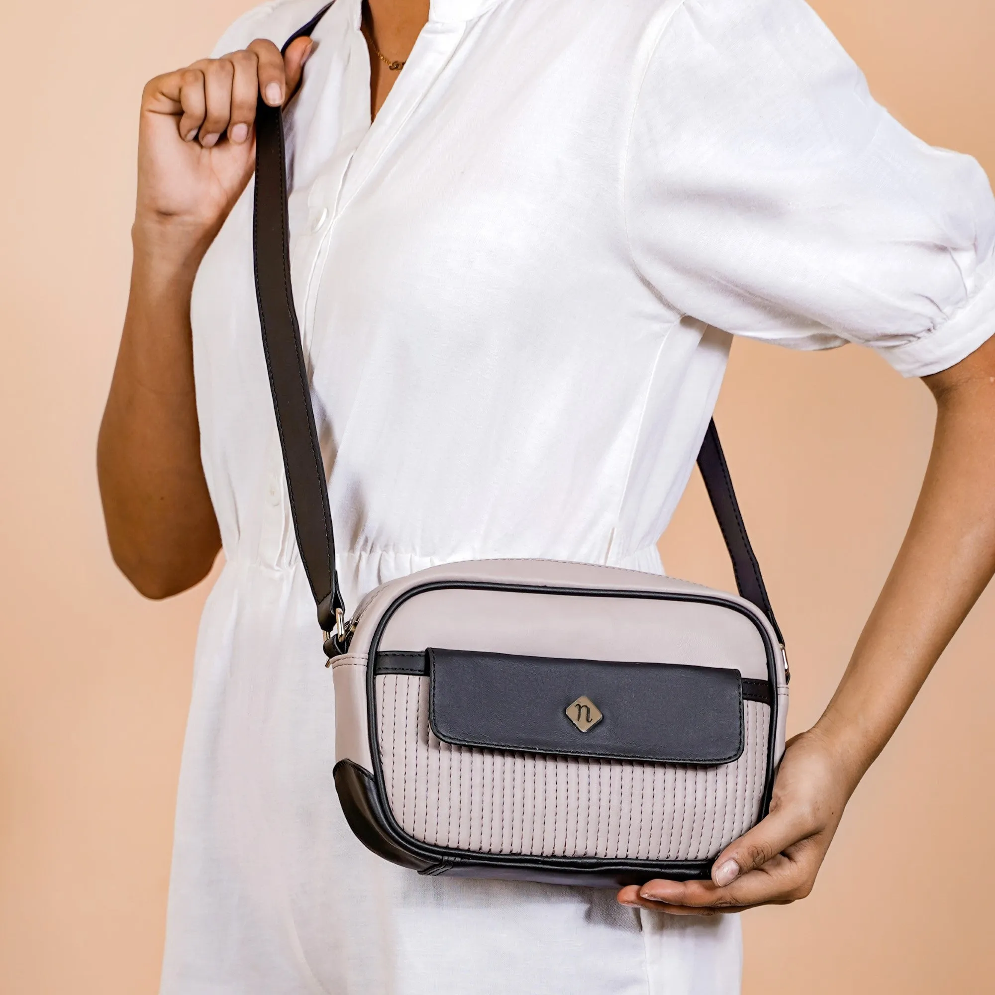 La Fusion Sling Bag Purse For Women Grey