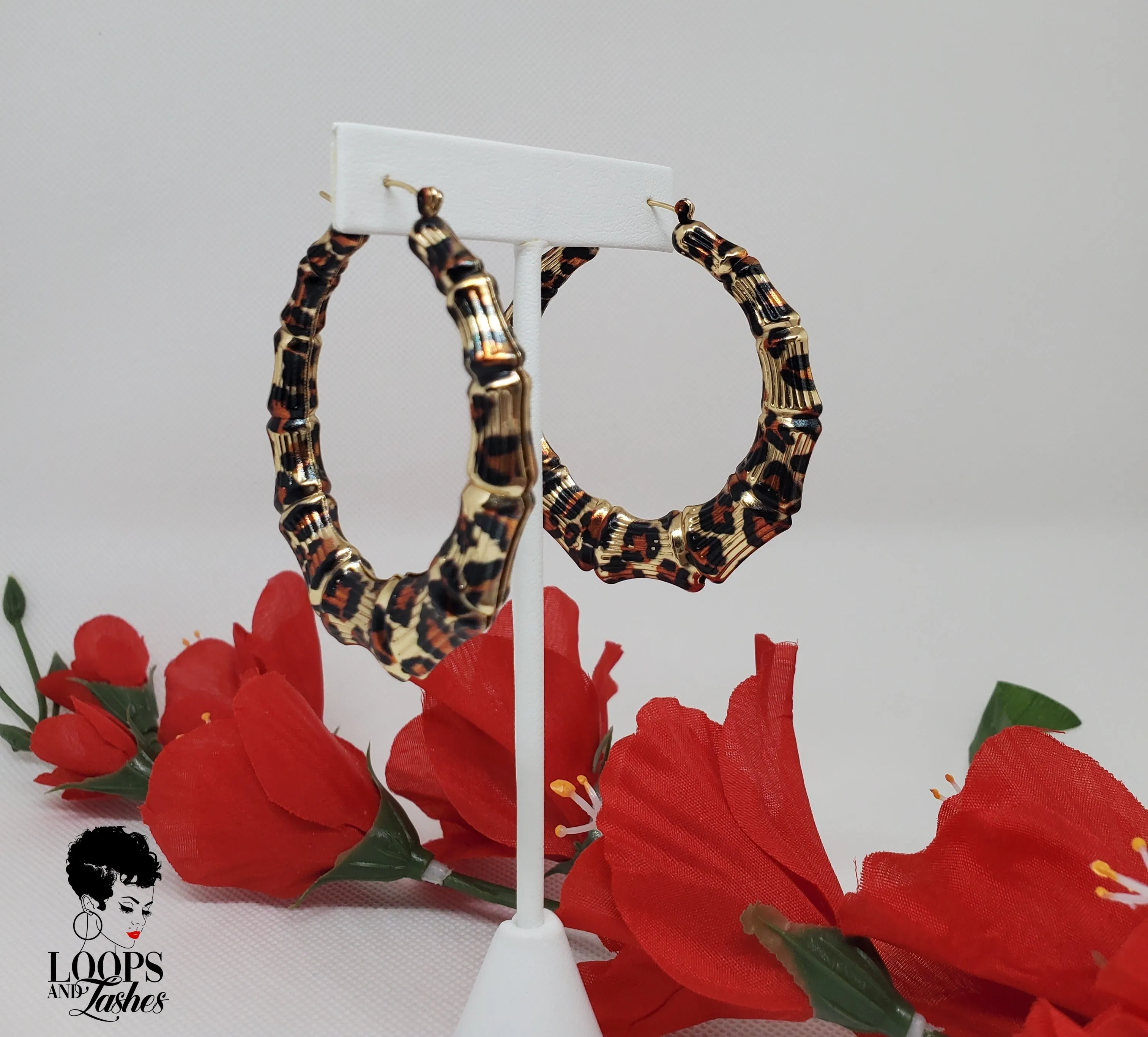 Leopard Loops