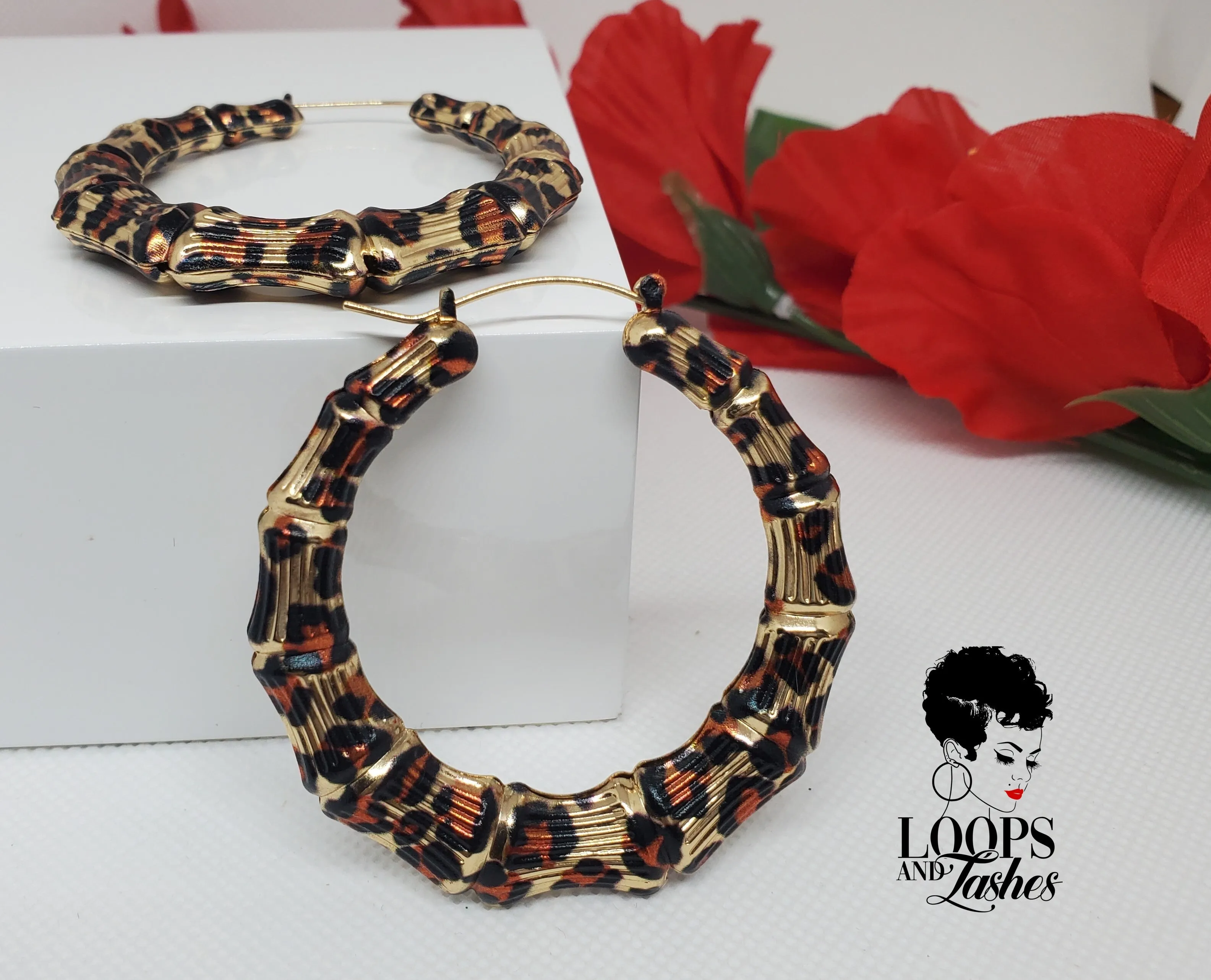 Leopard Loops