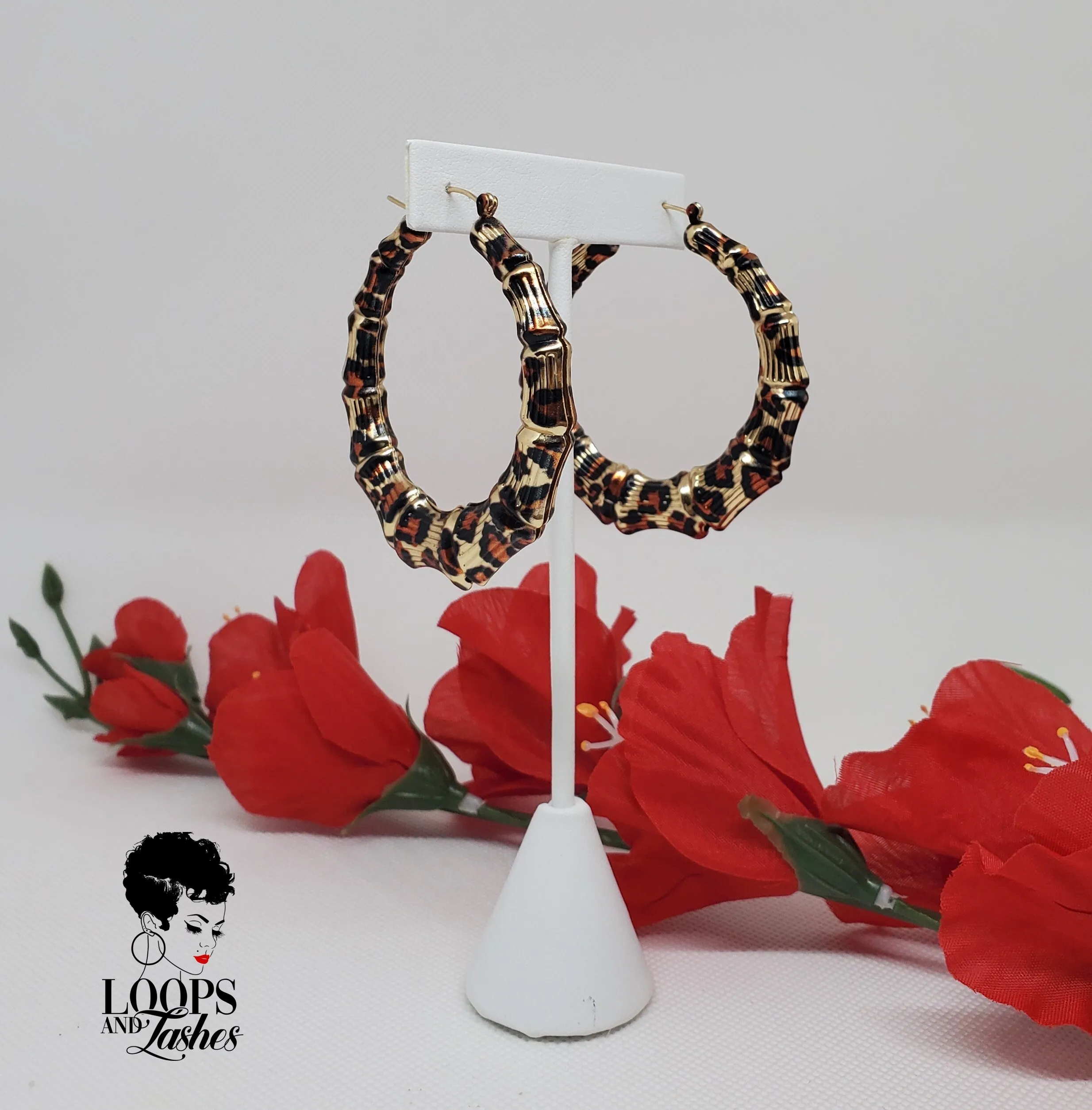 Leopard Loops