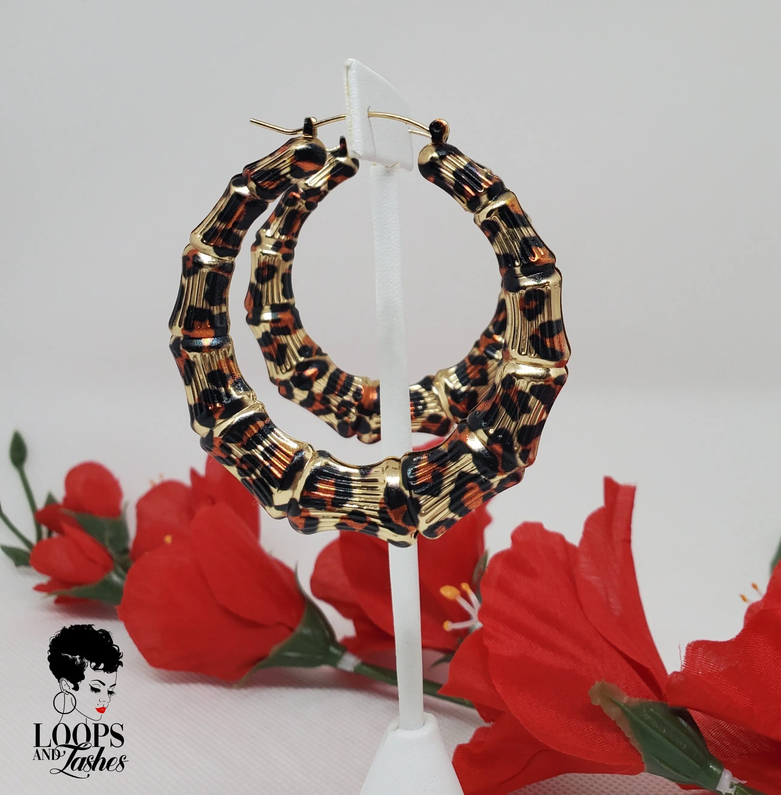 Leopard Loops