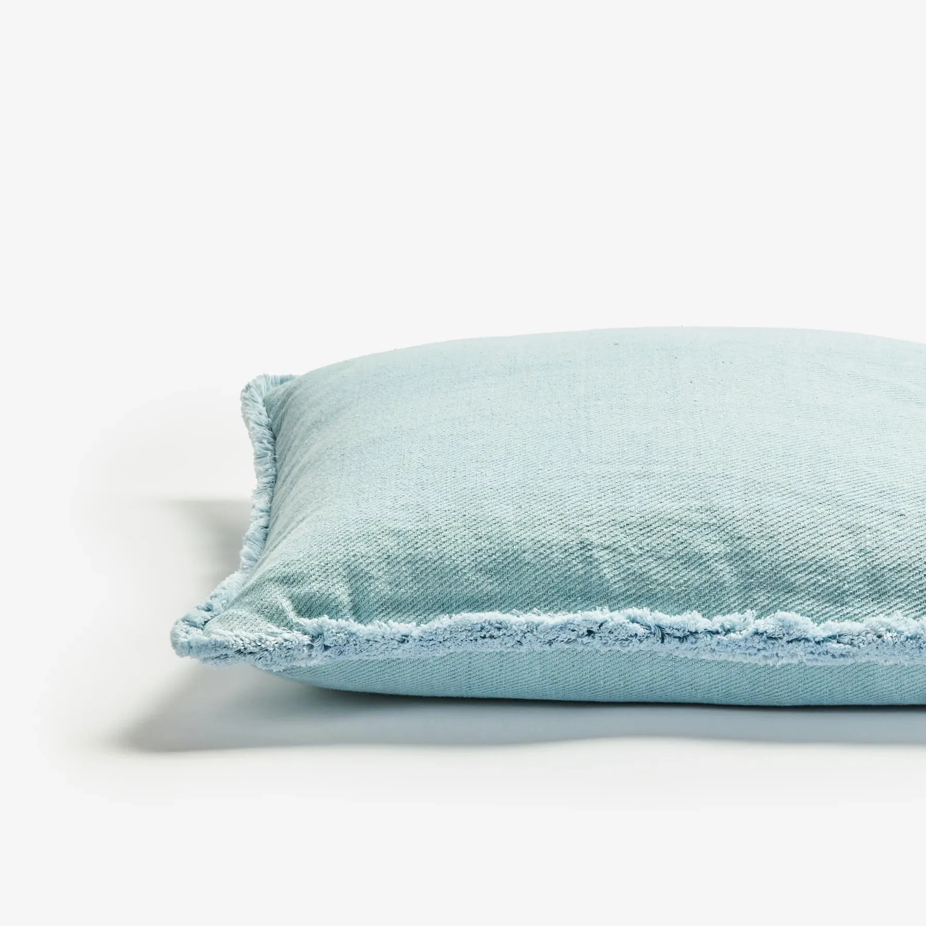 Levan Cushion