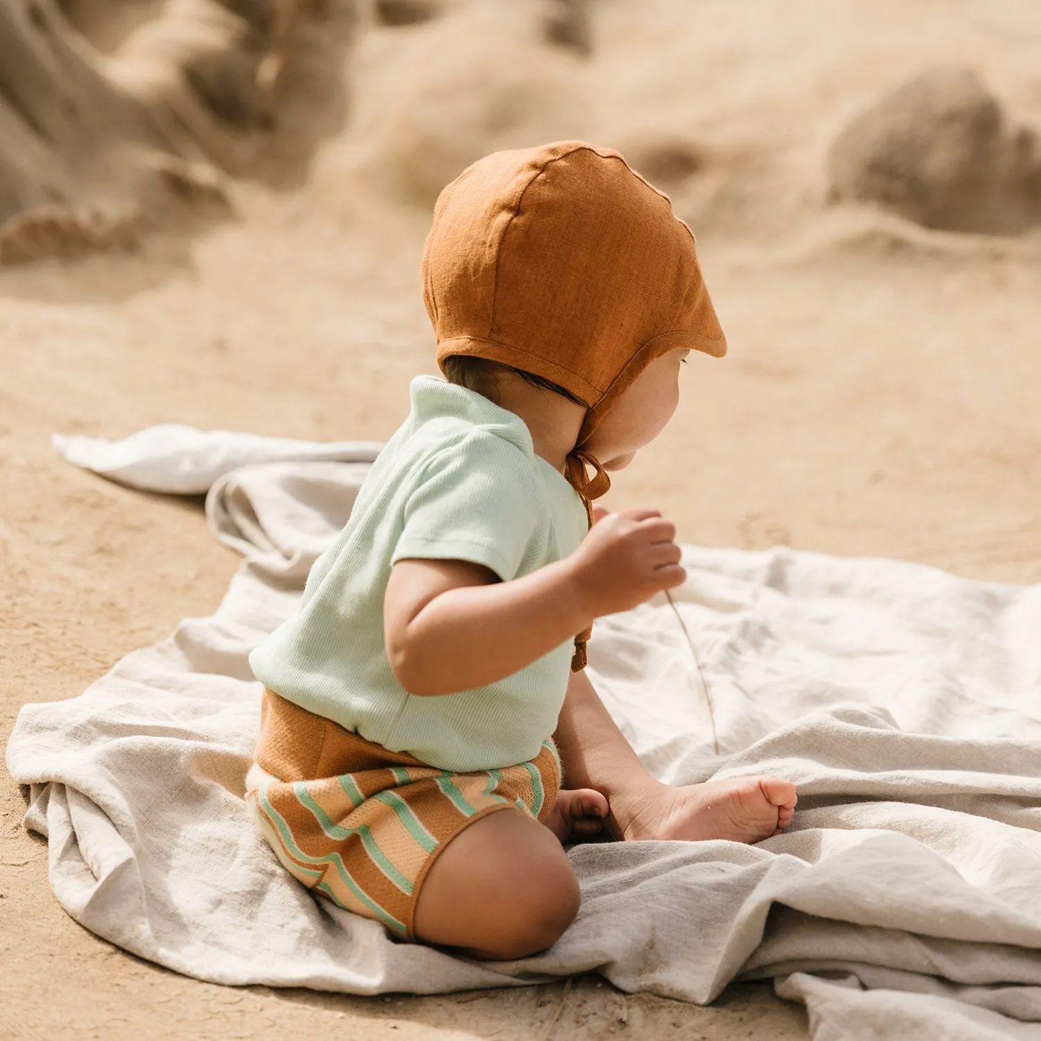 Linen Brimmed Bonnet - Rust