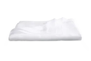 Matouk Lowell White Tablecloth 70" x 126" Oblong