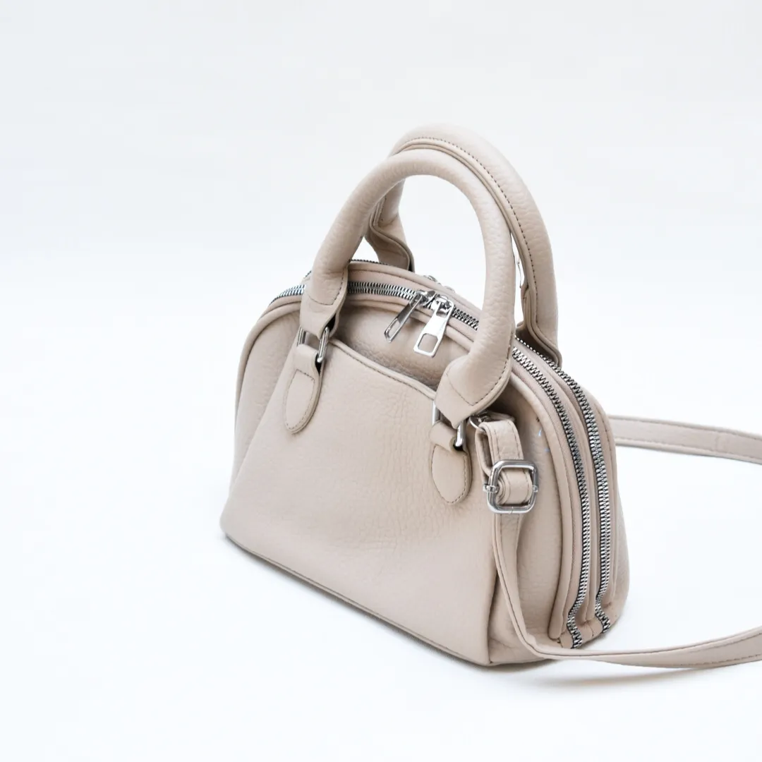Minnie Charm Handbag Beige