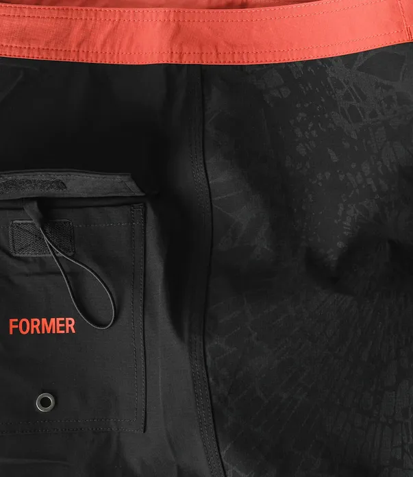 MIRROR 18.5 TRUNK - BLACK KOI