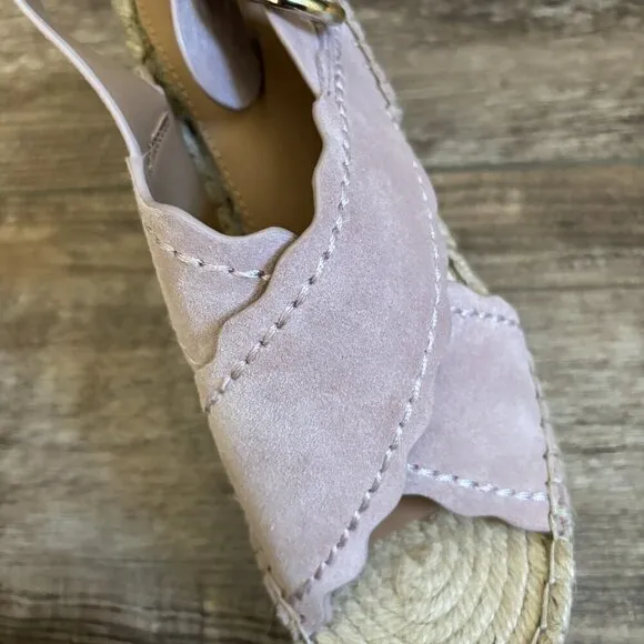 NEW Marc Fisher Aria Scalloped Sling Back Flat Wedge Sandal in Cipria Suede 9.5