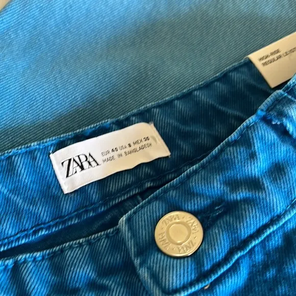 NWT Zara Straight Leg Ombre Blue High Rise Jeans    SZ-8 Bloggers Fav