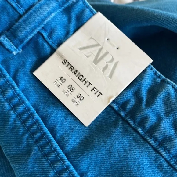 NWT Zara Straight Leg Ombre Blue High Rise Jeans    SZ-8 Bloggers Fav