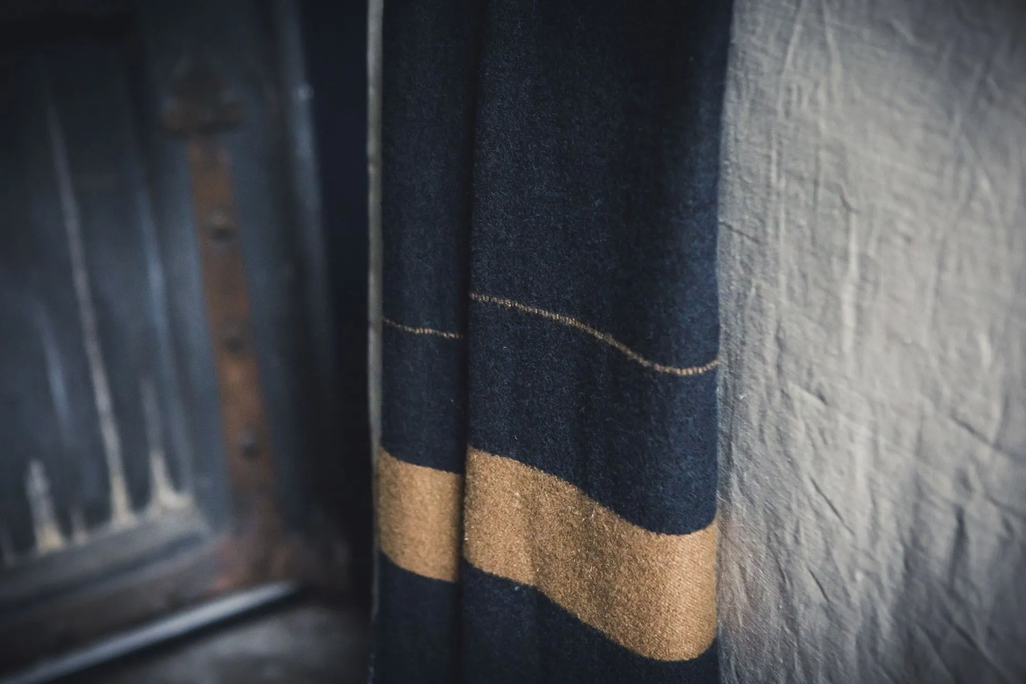 oscar throw