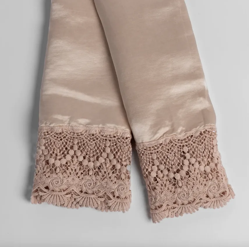 Paloma with Mattine Lace Pillowcase - Pearl - Standard