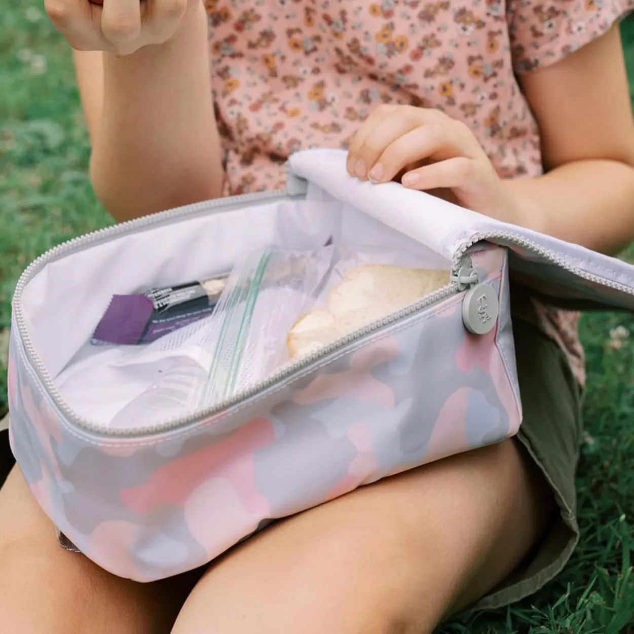 Personalized Nylon Pink Camo Lunch Sack