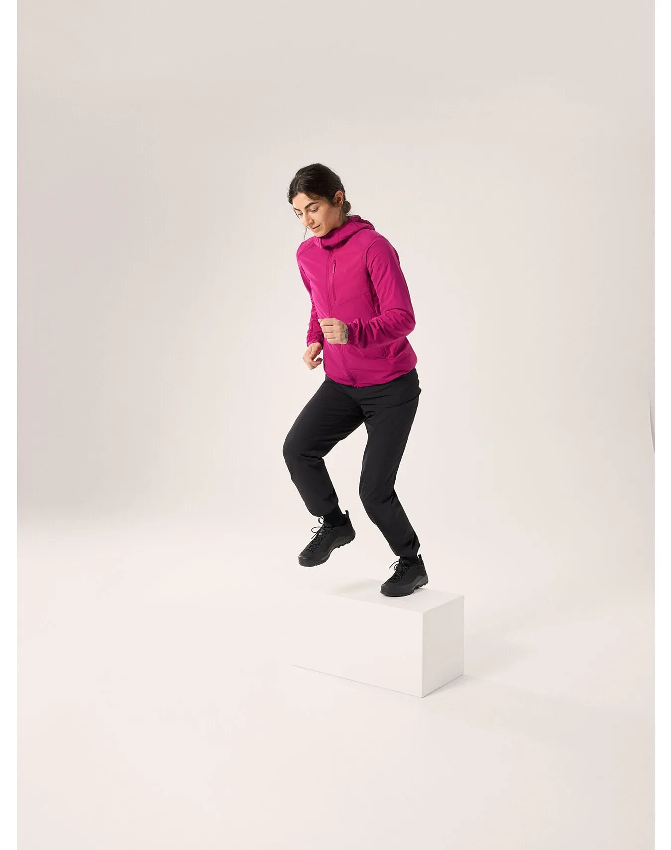 Proton Lightweight Hoody (Women's) - Past Season