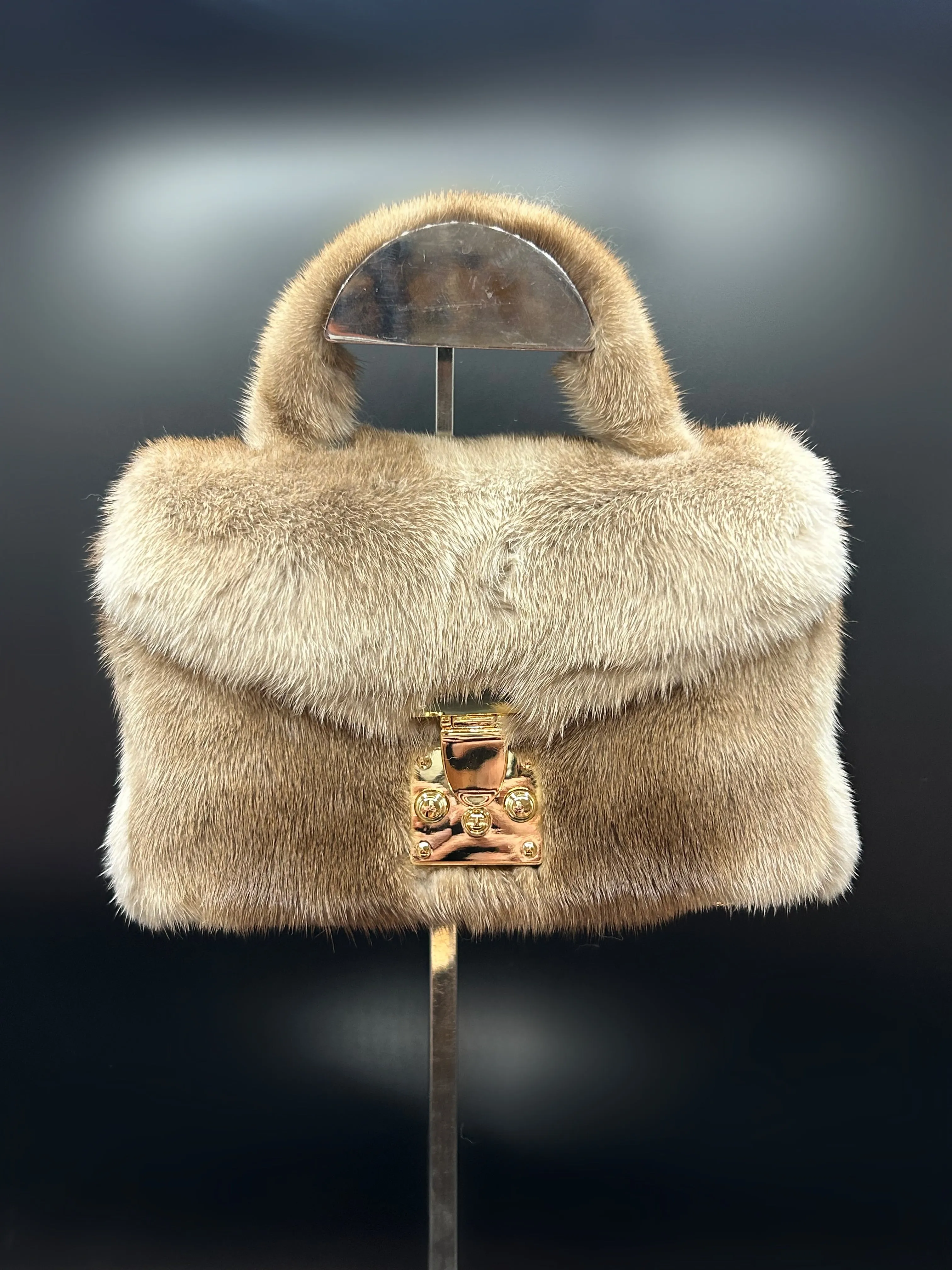 Tan Mink
