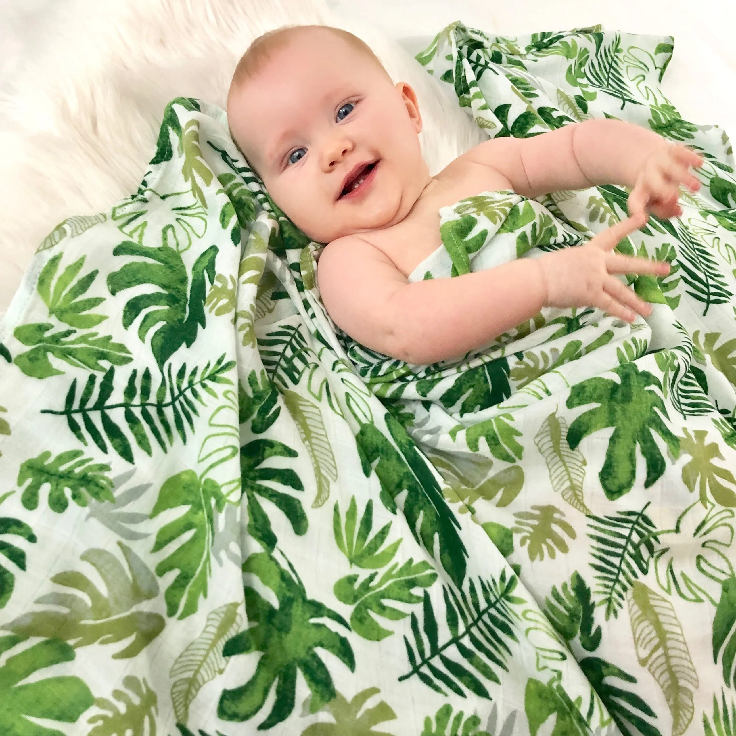 Tinker Tot Baby - Bamboo Cotton Swaddle – Rainforest Leaves