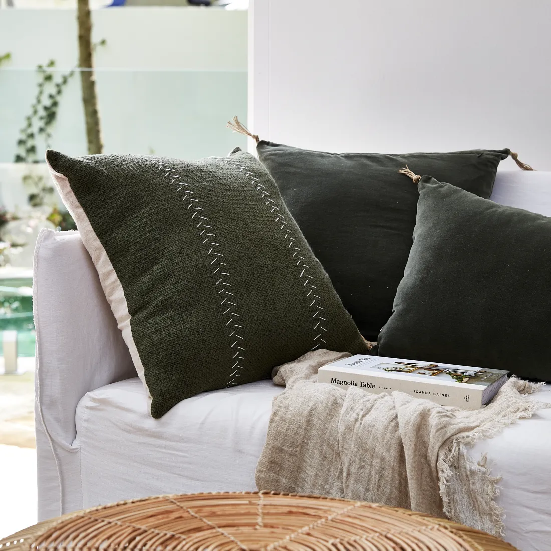 Urban Oasis Melua Throw Blanket Oyster
