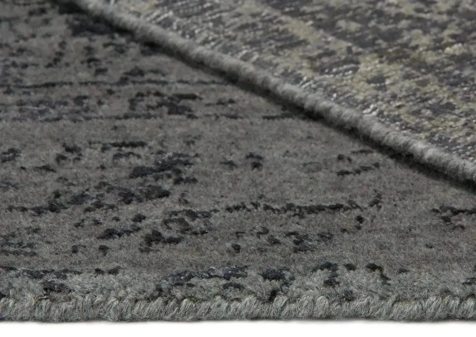 Vienna 46 Grey Transitional Wool Rug